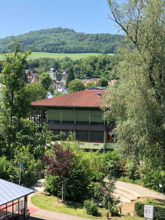 Hotel & Restaurant Gruener Baum Merzhausen Exterior photo